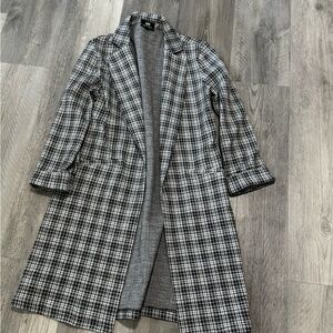 Have Monochrome Checkered Coat